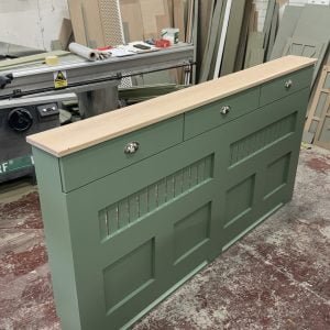 Breakfast Room Green Cover with Oak Top Drawers